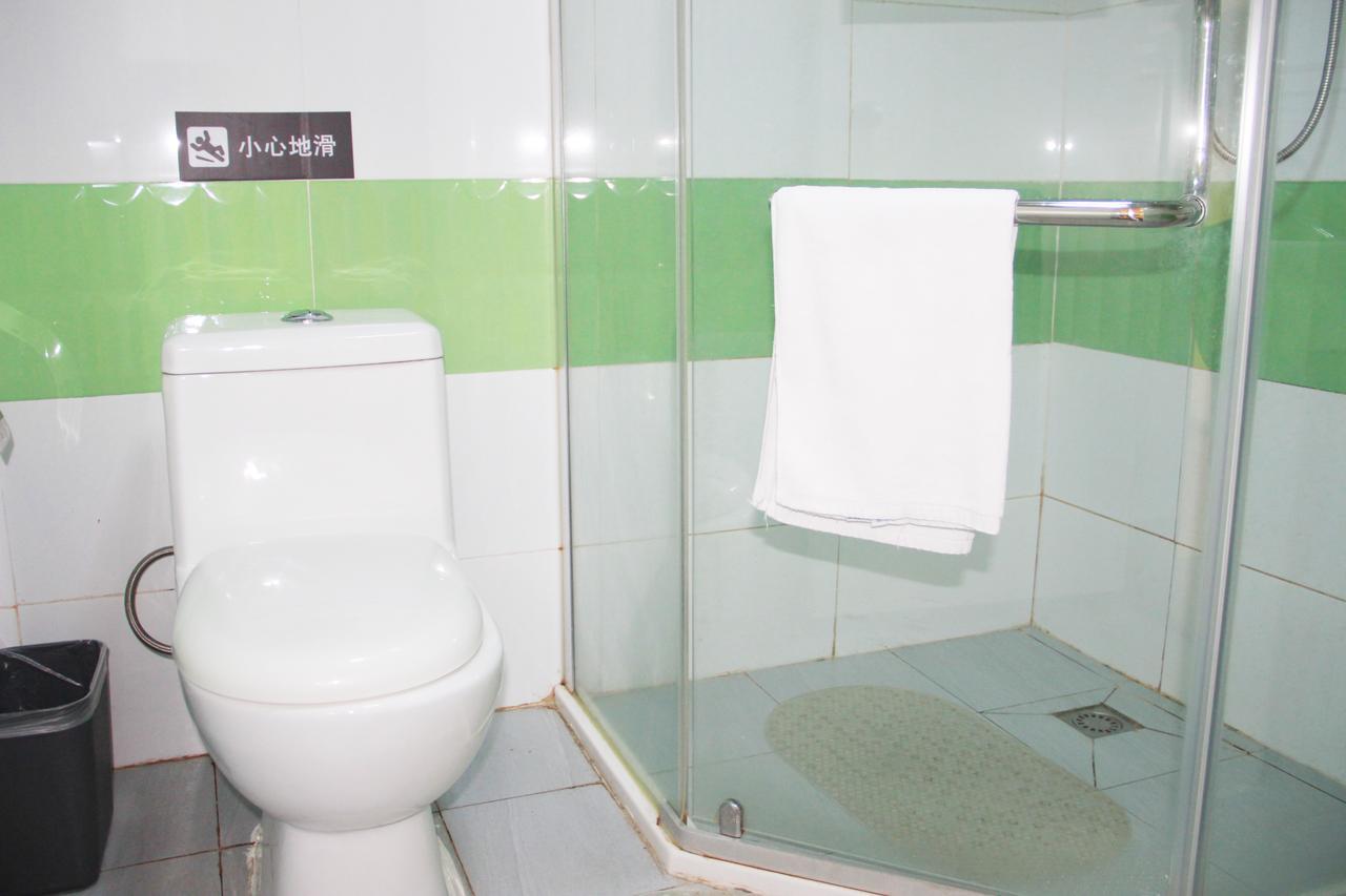 7Days Inn Guangzhou South Railway Station Huijiang Subway Station 외부 사진